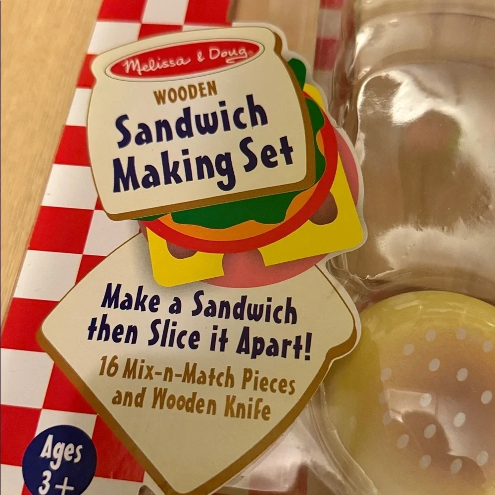 Melissa & Doug Wooden Sandwich-Making Pretend Play Food Set new in sealed box
